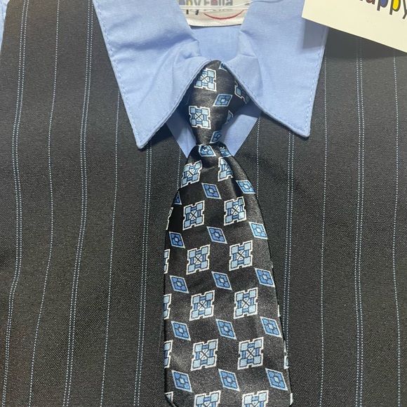 👔 Baby Boy 12M Dressy Set – Blue Shirt, Striped Pants & Tie - Picture 4 of 9